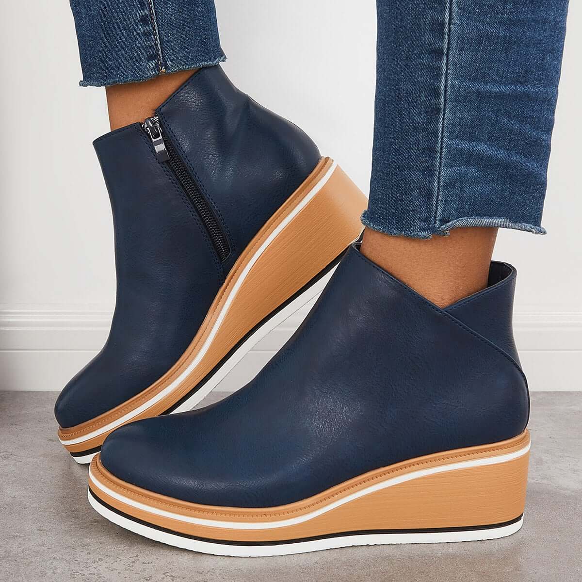 Stiefel Mit Reißverschluss İm Eleganten Design