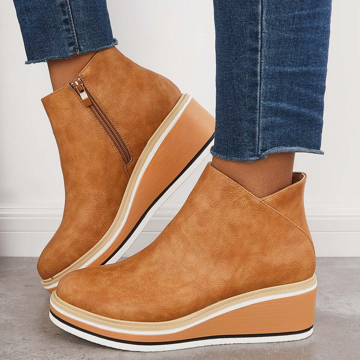 Stiefel Mit Reißverschluss İm Eleganten Design