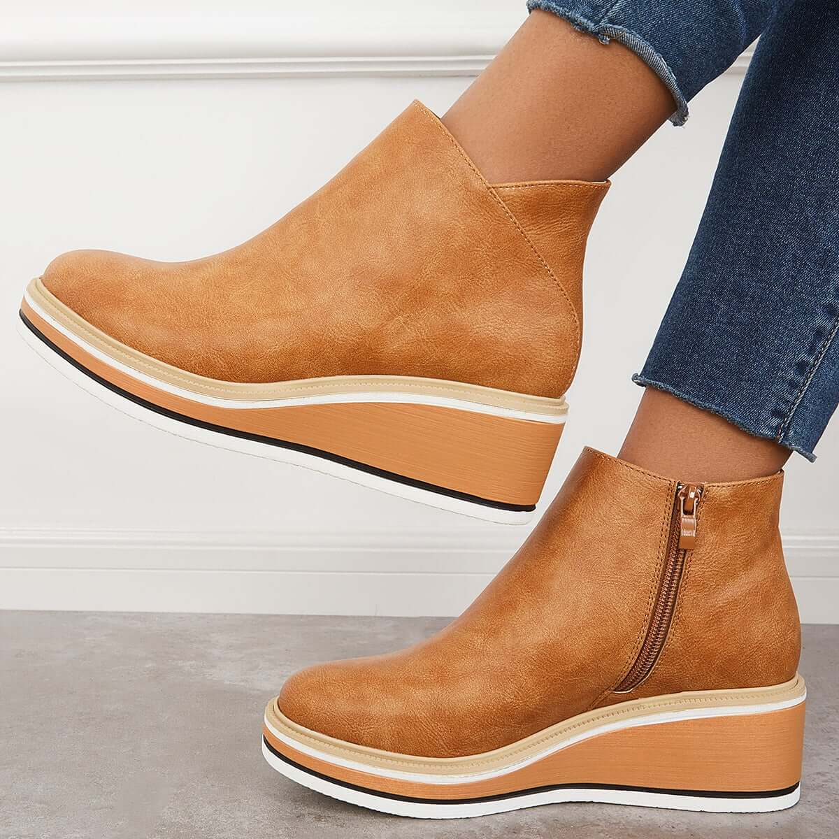 Stiefel Mit Reißverschluss İm Eleganten Design