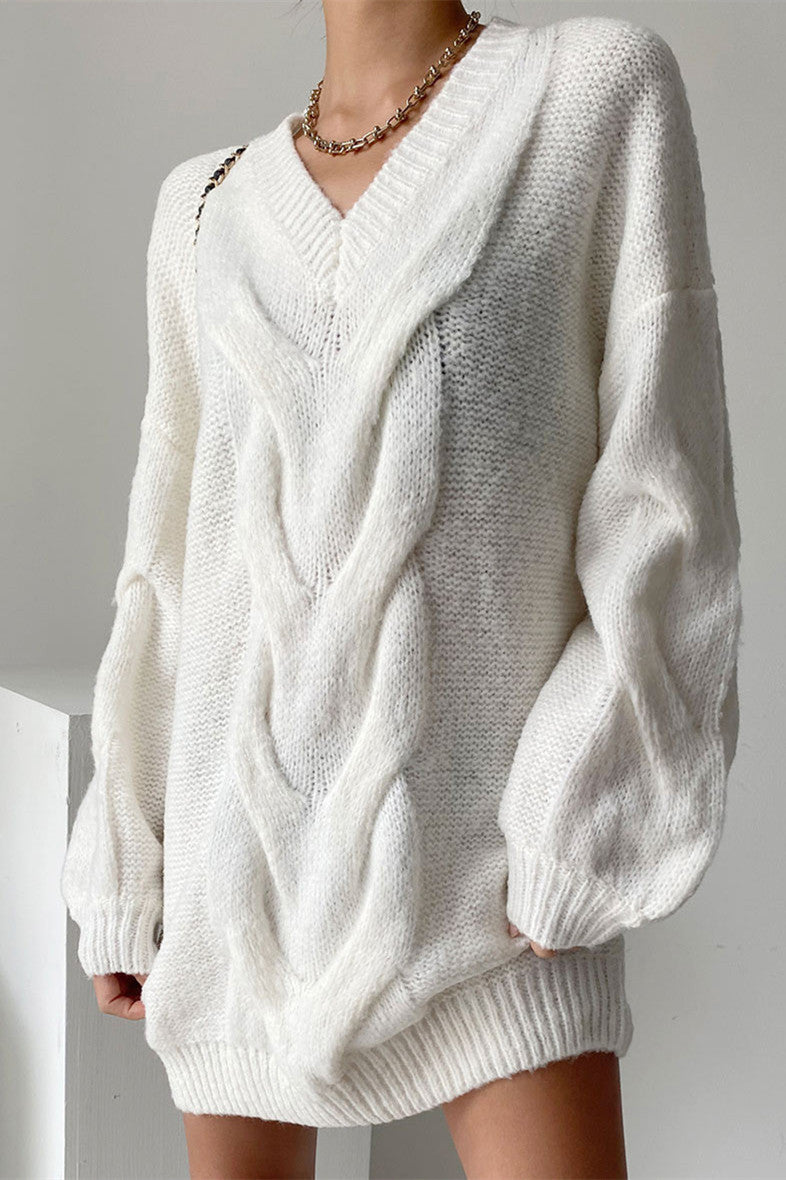 Strickkleid Mit V-Ausschnitt
