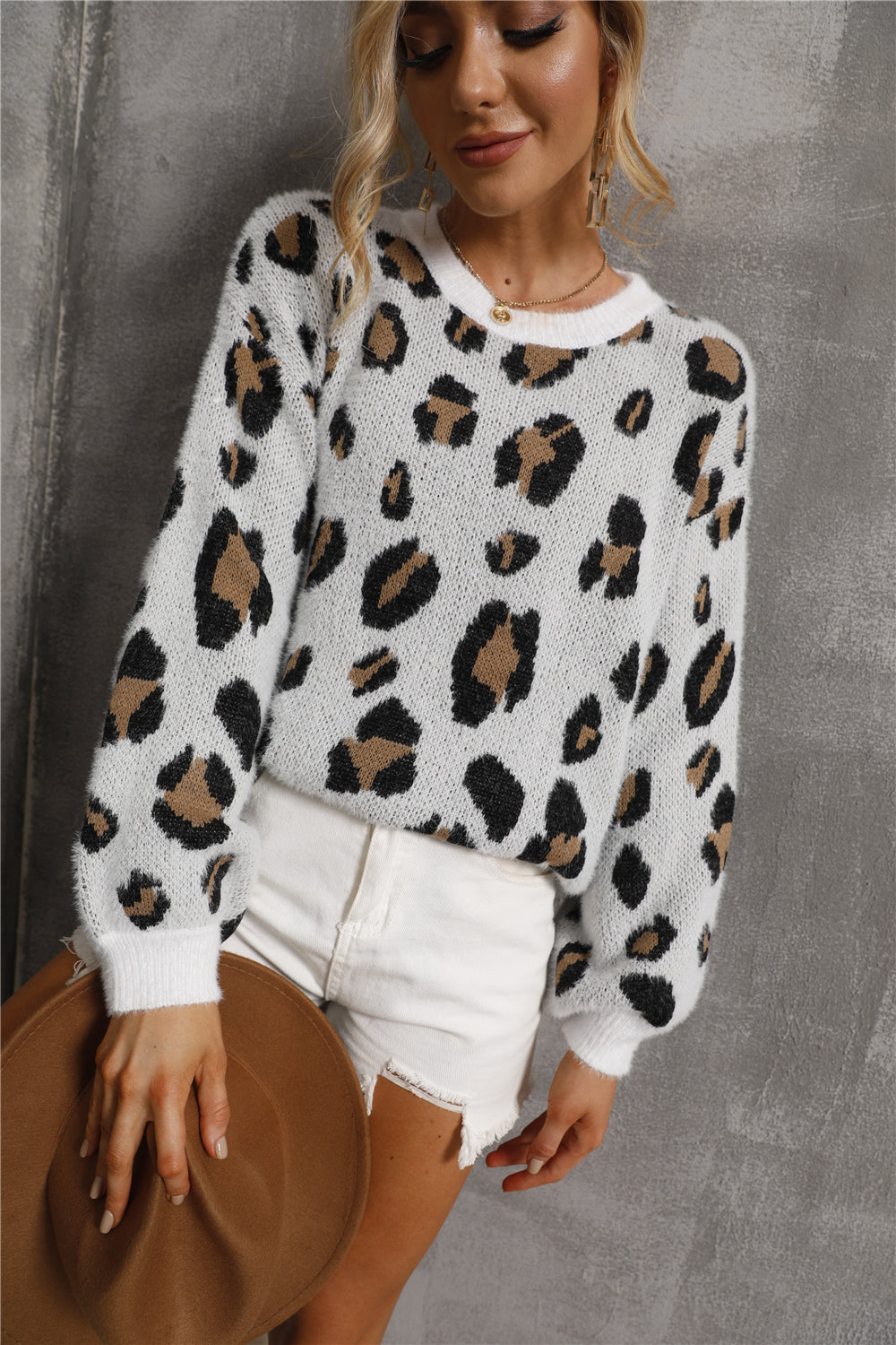 Rundhalspullover Mit Stylischem Design