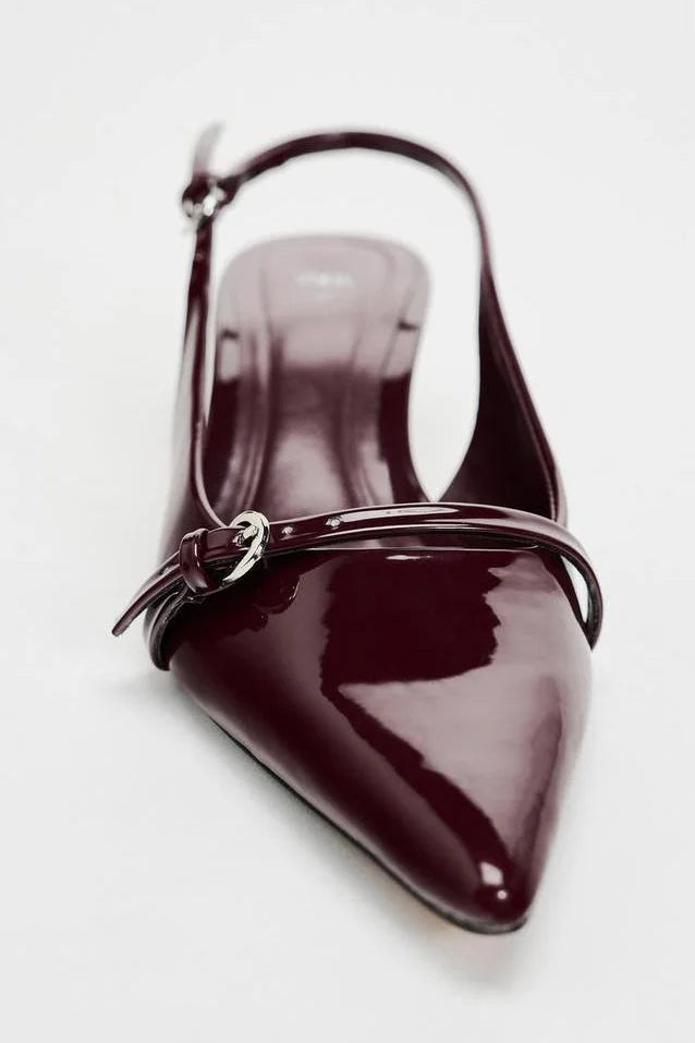 Elegante High Heels Mit Spitzer Spitze