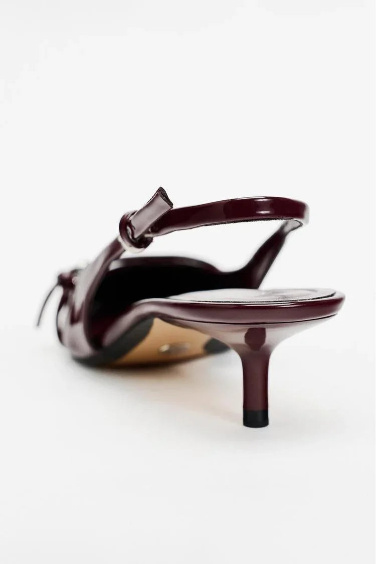 Elegante High Heels Mit Spitzer Spitze