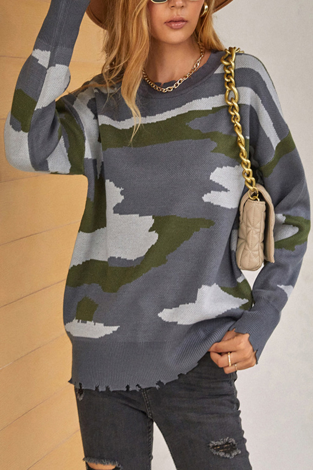 Pullover Mit Stylischem Design