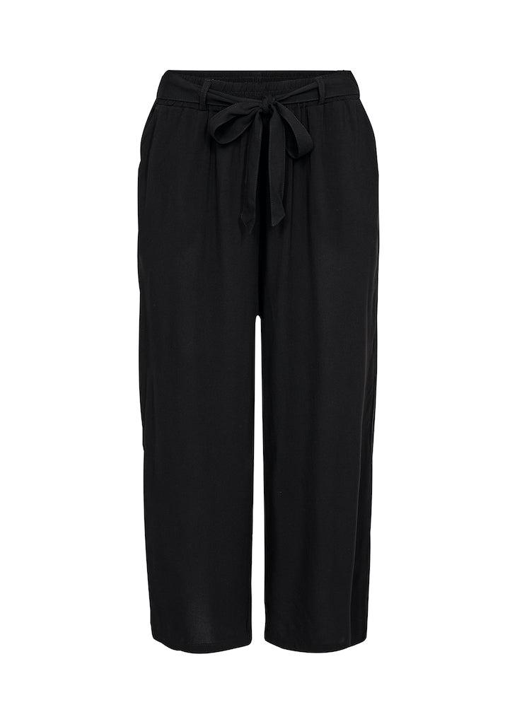 Elastische, Schlichte Viskose-Caprihose Für Damen