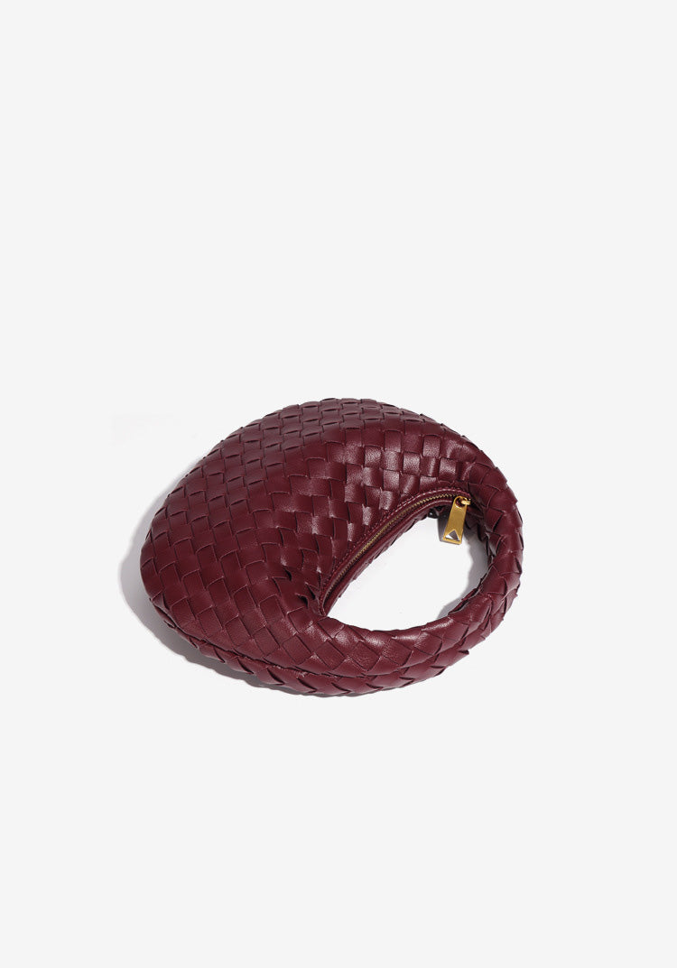 Elegante, Handgewebte Tasche İn Schlichter Farbe