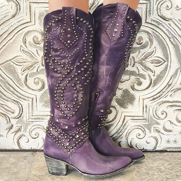 Stiefel Mit Dickem Absatz Und Metalldübeldetail