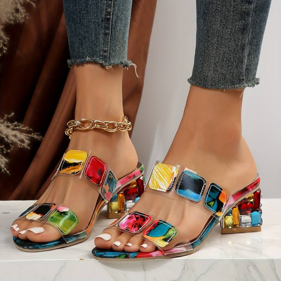 Bunte Blockabsatz-Slipper Für Einen Lebendigen Look