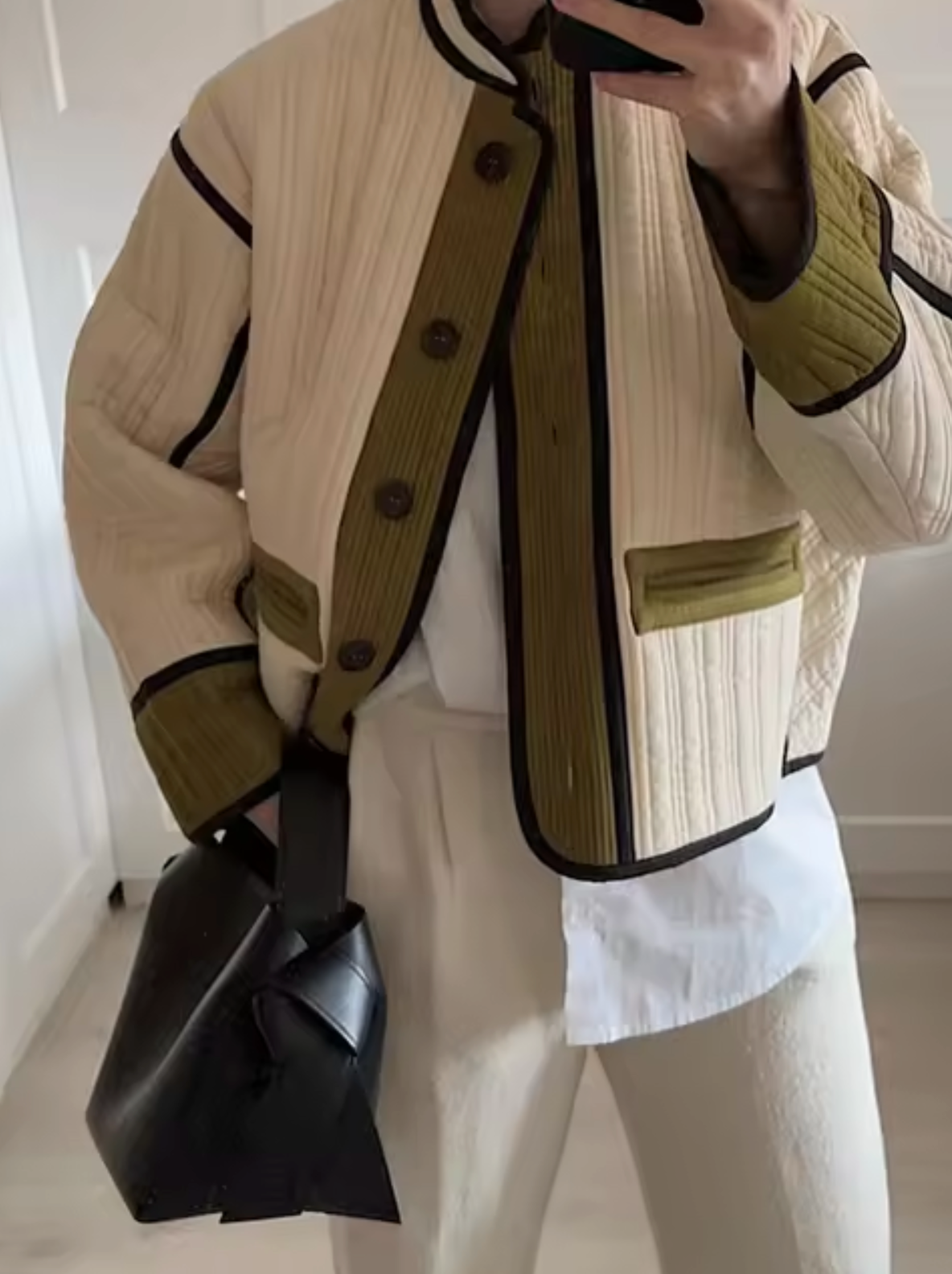 Stilvolles Design, Gestreifte Detailjacke