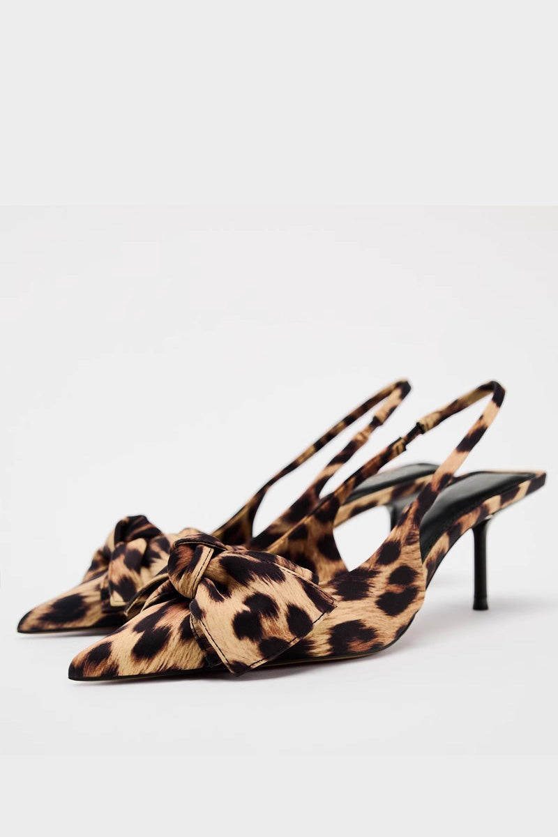 High Heels Mit Spitzer Zehenpartie Und Leopardenmuster