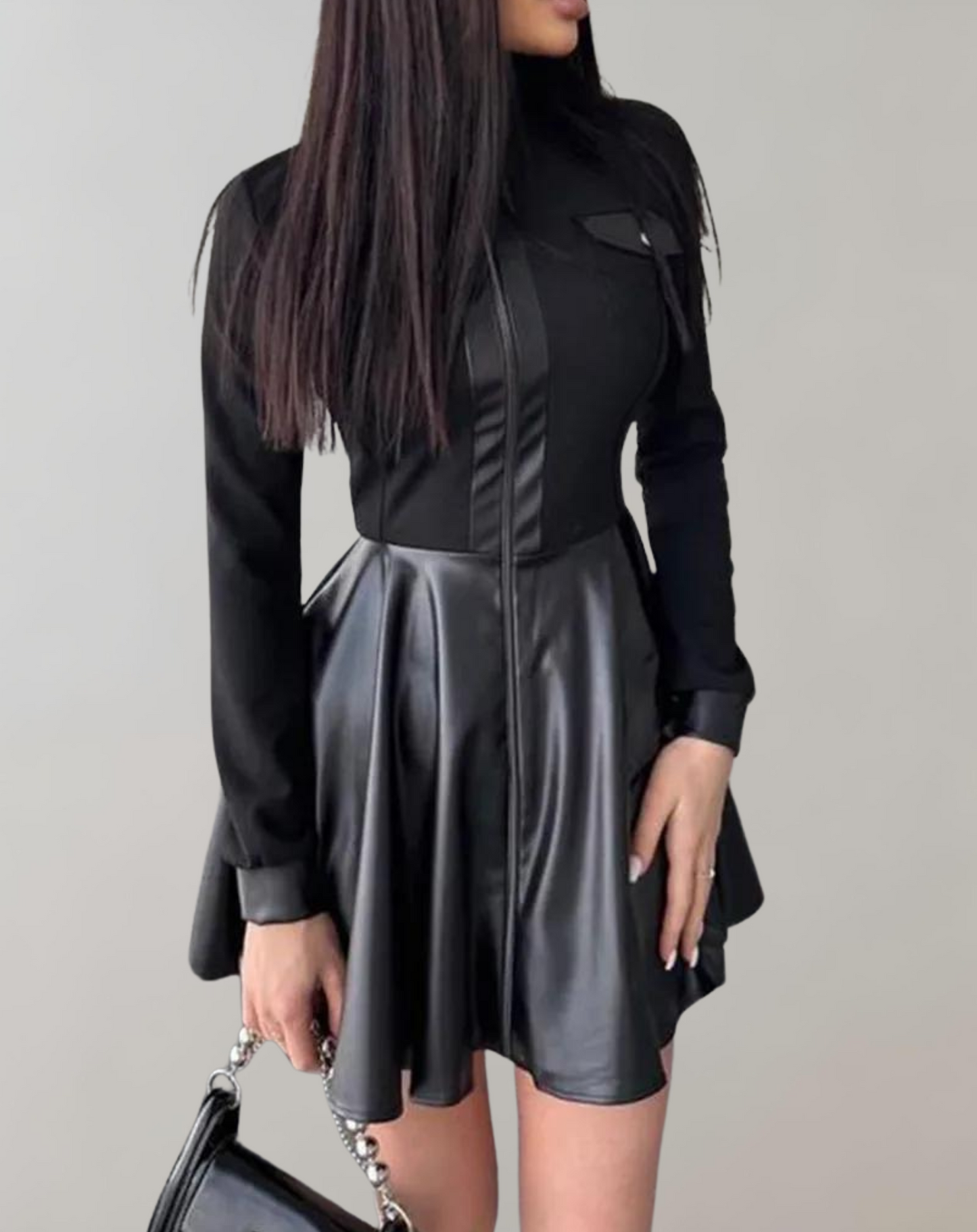 Elegantes Langarm-Minikleid Aus Leder