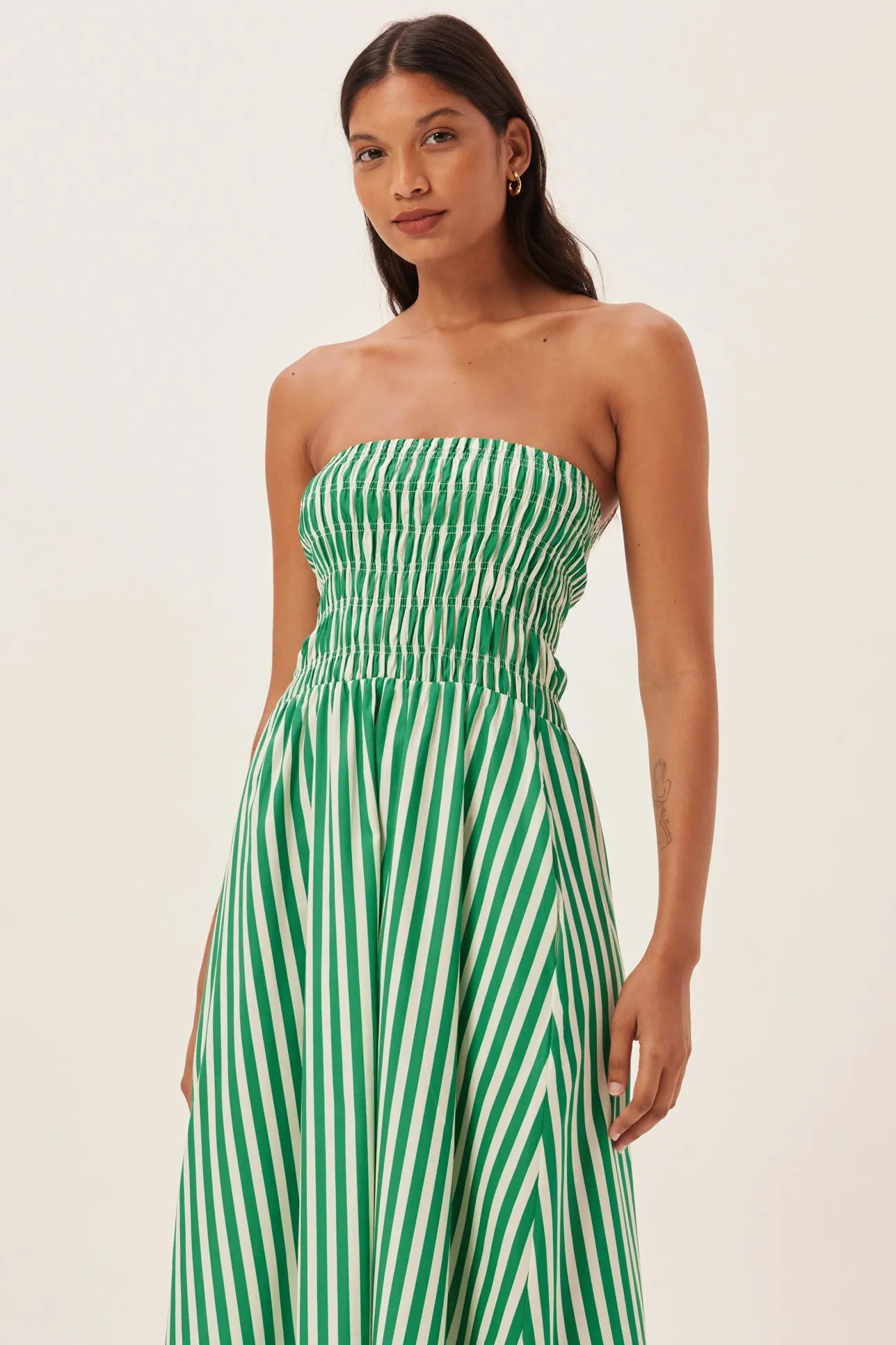 Gestreiftes, Gesmoktes Schlauch-Maxikleid