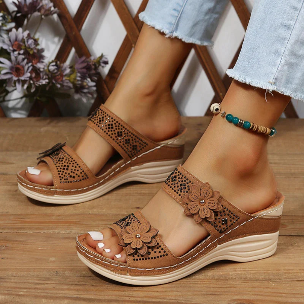 Orthopädische Blumensandalen