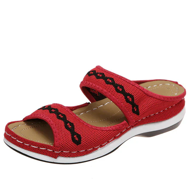 Elegant Gemusterte Sommerpantoffeln