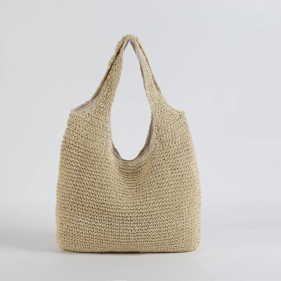 Stylische Strohtasche Mit Strickdetails
