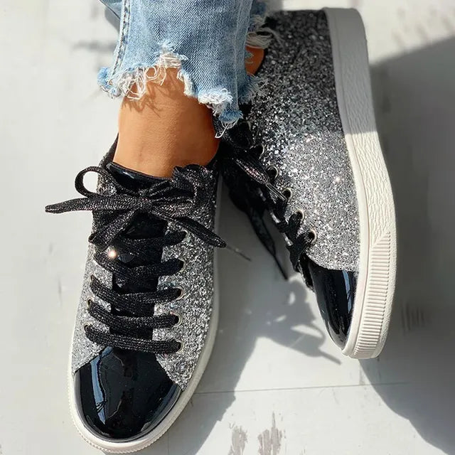 Luxuriöse Und Bequeme Glänzende Damenschuhe