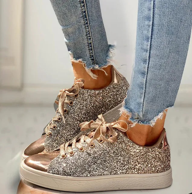 Luxuriöse Und Bequeme Glänzende Damenschuhe