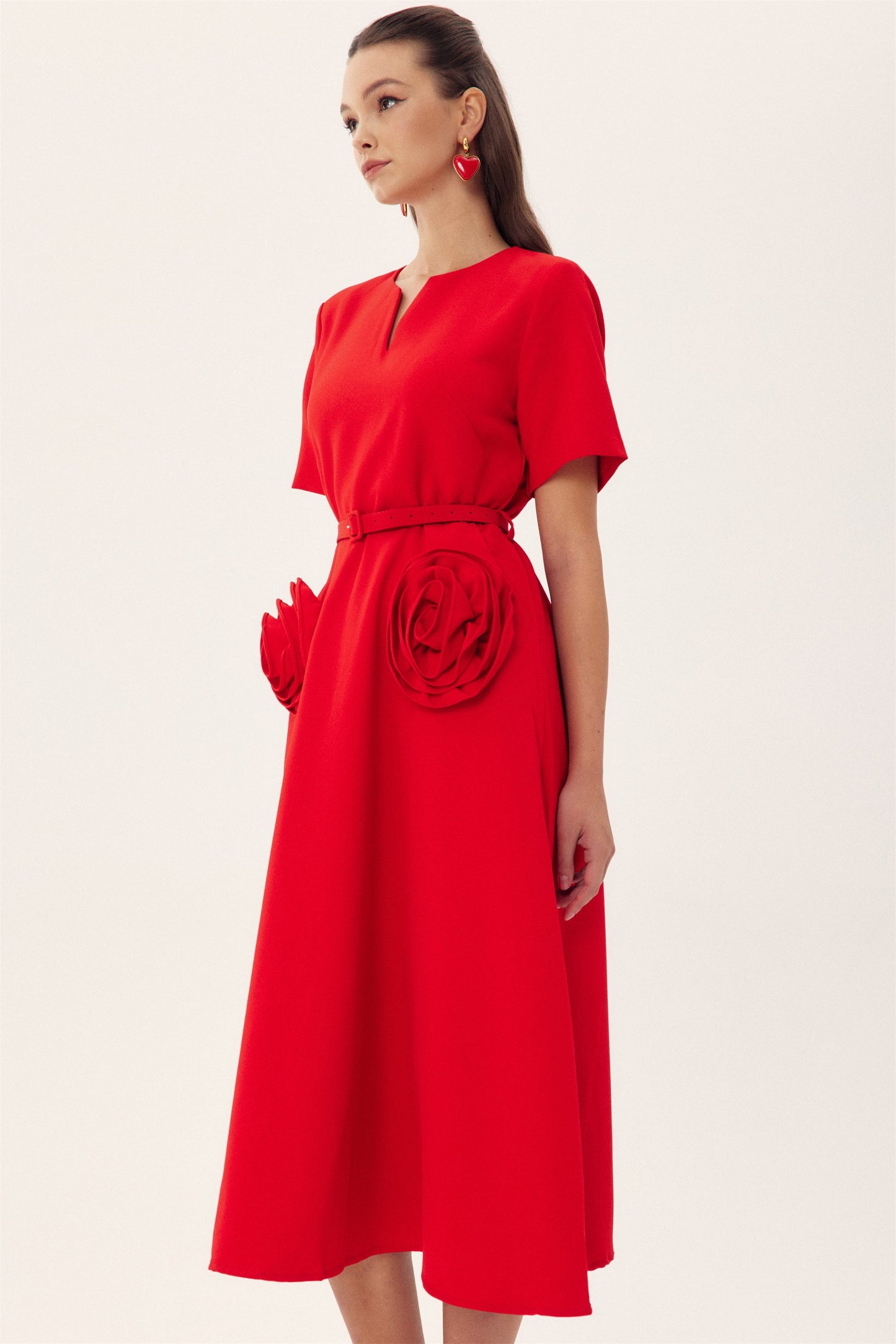 Midikleid Mit V-Ausschnitt Und Blumenmuster