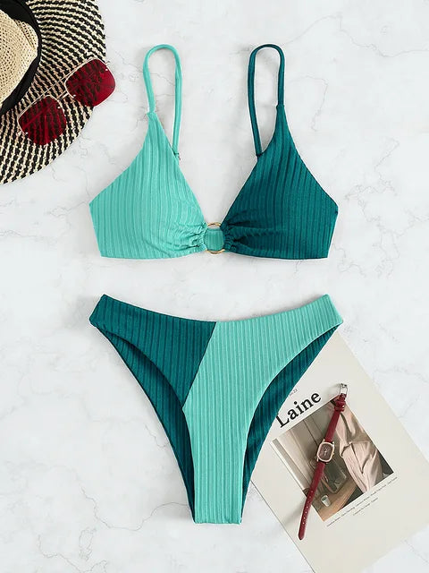 Bikini Mit Hoher Taille Und Stylischem Design