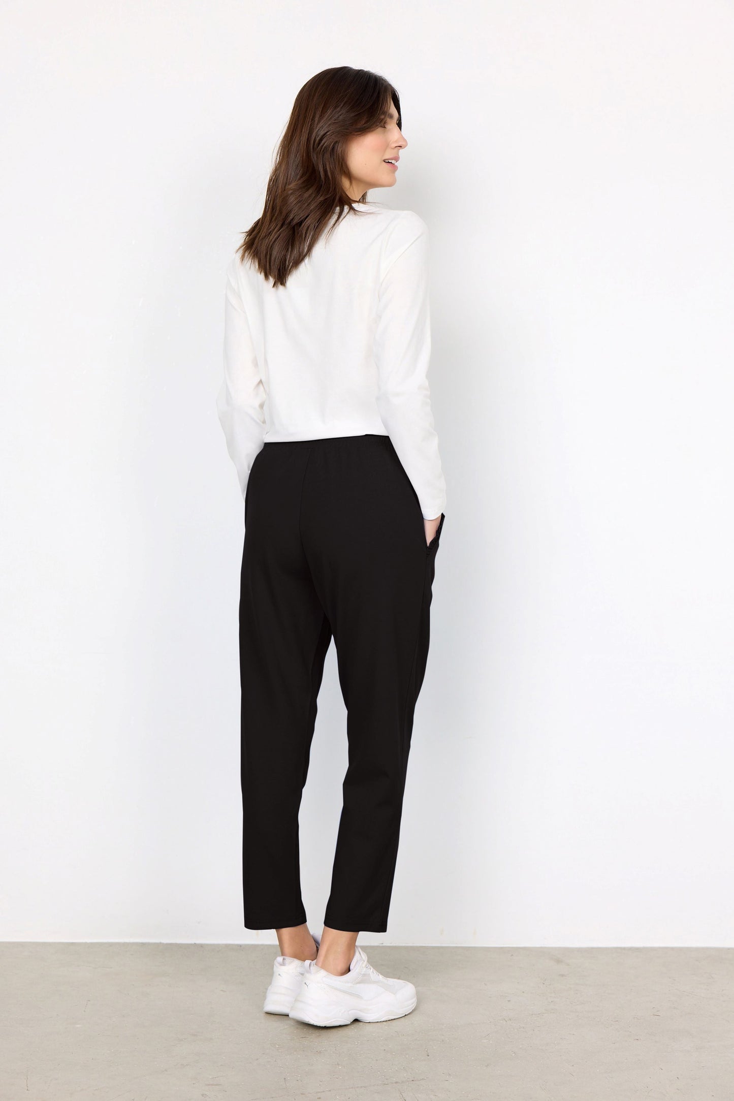 Stylische Hose Mit Bequemem Schnitt
