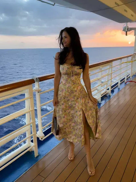 Kleid Mit Blumen-Corsagenmuster