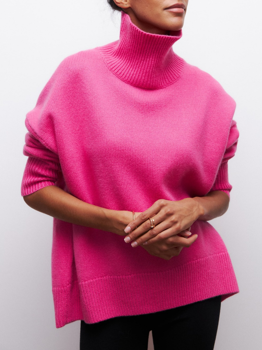 Pullover Mit Hohem Kragen Und Stilvollem Design