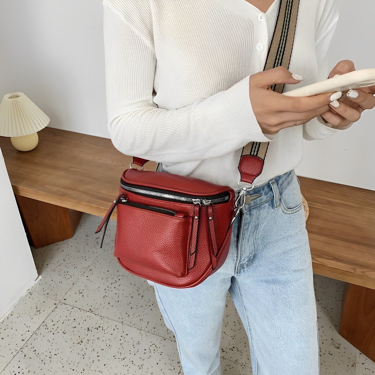 Stylische Umhängetasche İm Retro-Design