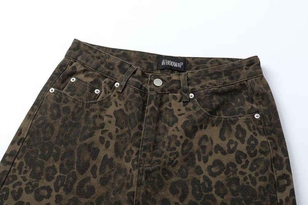Stylisches Design Jeans Mit Leopardenmuster
