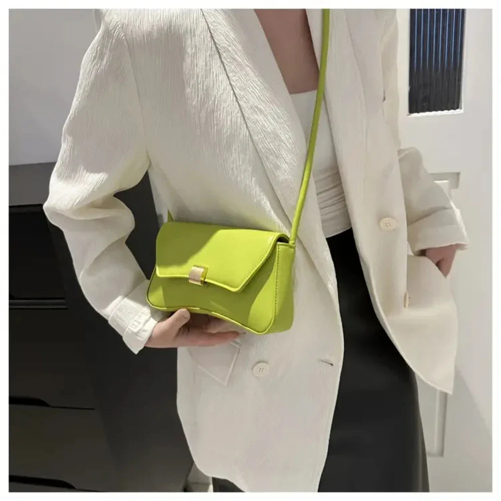 Eine Umhängetasche Mit Vintage-Eleganz Und Moderner Funktionalität