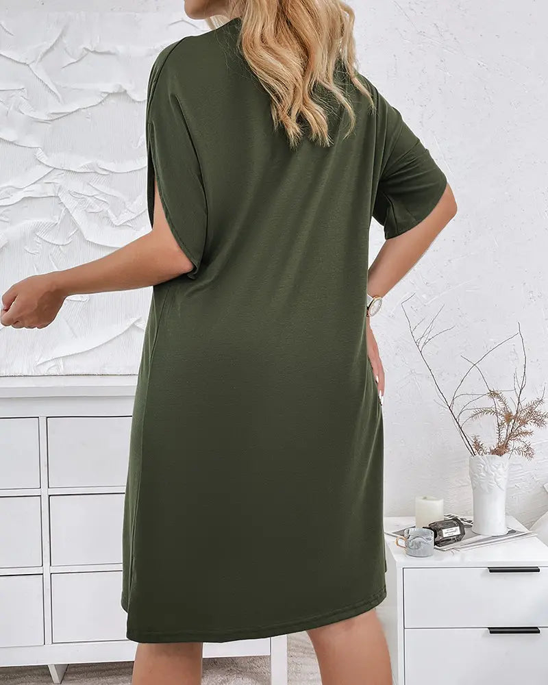 Stilvolles Und Bequemes Minikleid Mit V-Ausschnitt