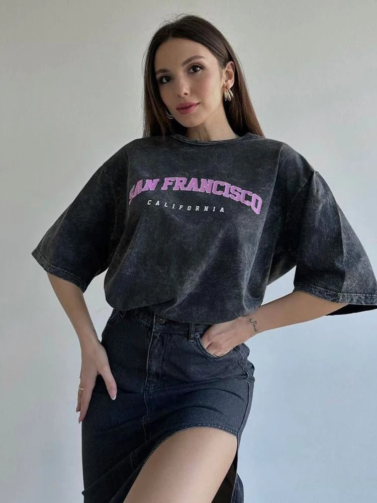 Stylisches Oversize-T-Shirt