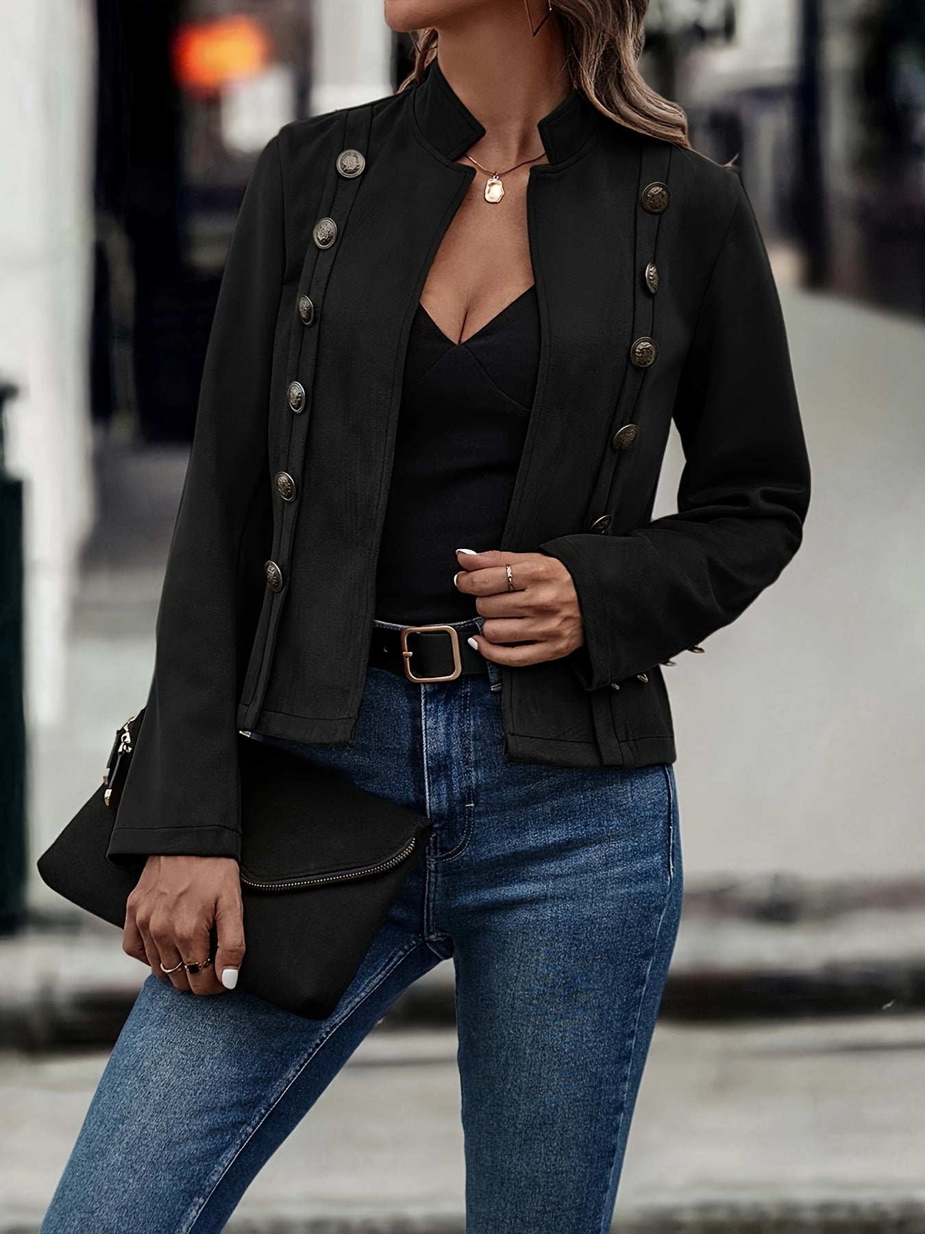 Stylische Designjacke Mit Knopfdetail