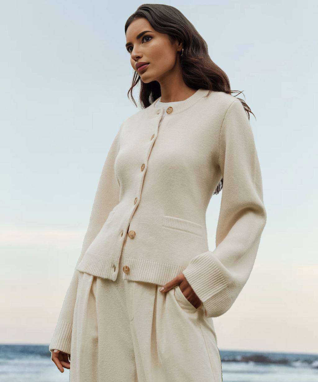 Stilvolle Strickjacke Mit Knopfdetail
