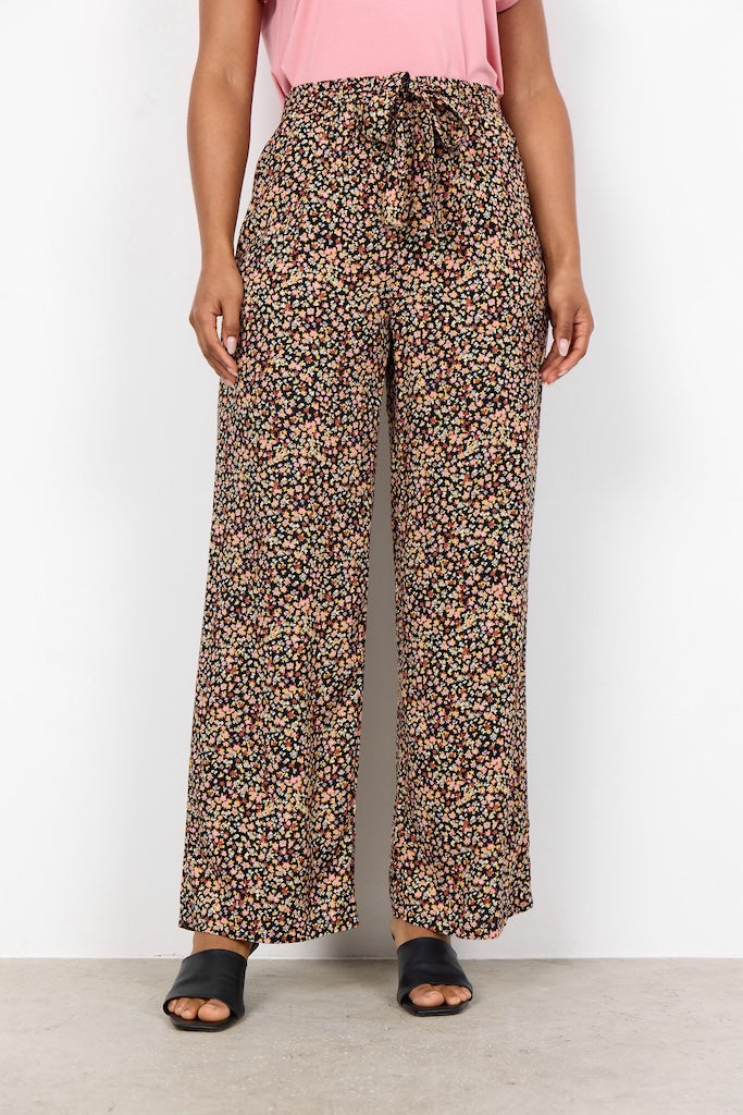 Elegante Designhosen Mit Stylischen Mustern