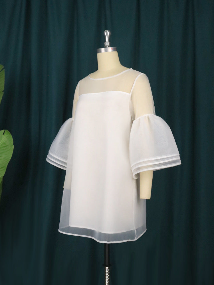 Rückenfreies Minikleid Mit Transparentem Detail