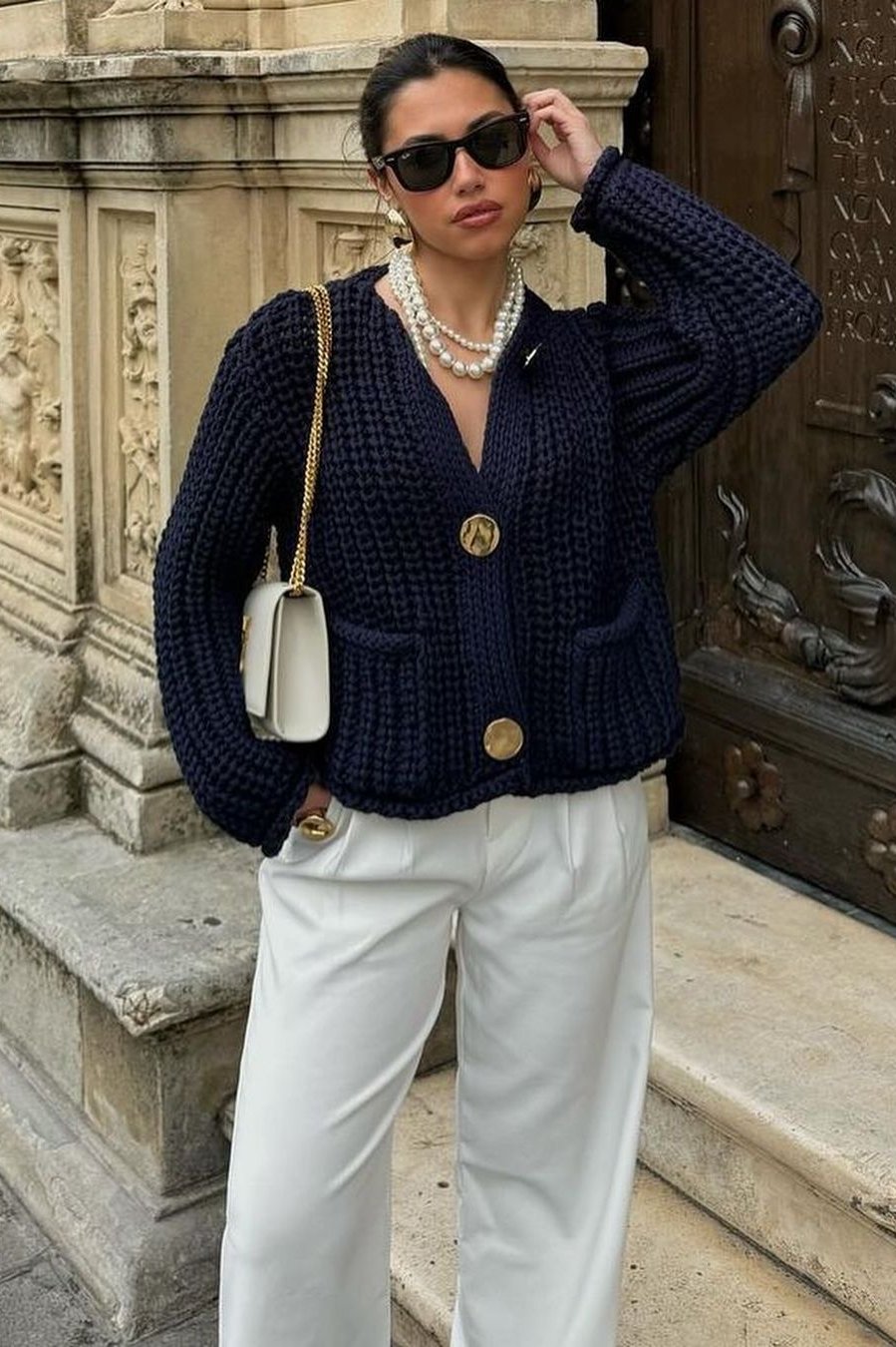 Einfarbige Kurze Strickjacke
