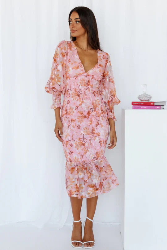 Gemustertes Midikleid Mit V-Ausschnitt