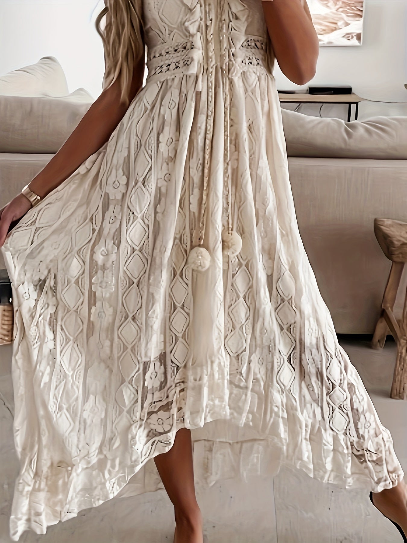 Maxikleid Mit V-Ausschnitt