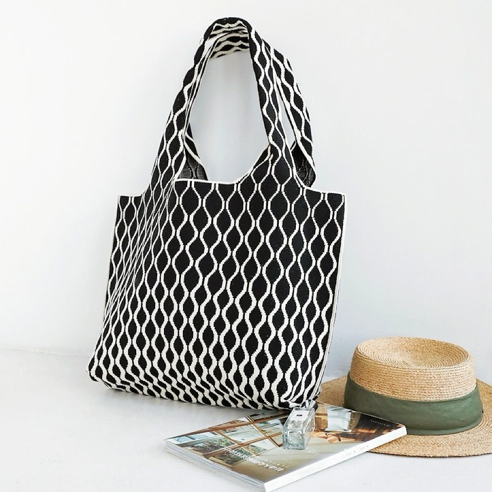 Tasche Mit Wellendesign