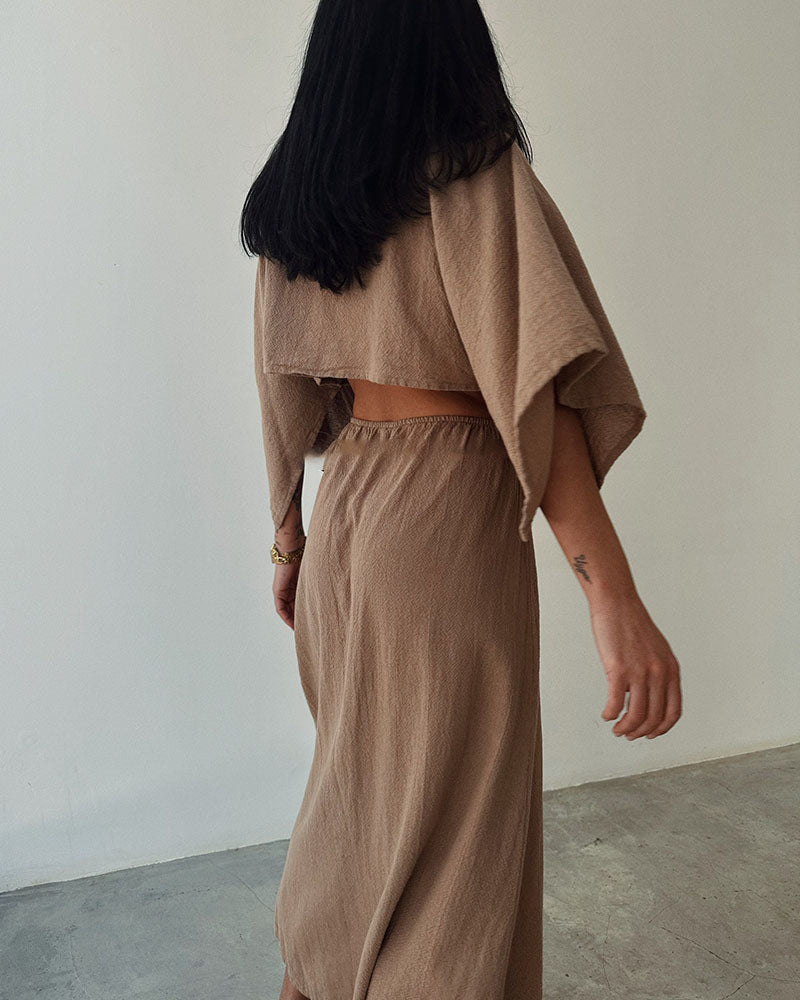 Elegantes Maxikleid Mit Tiefem Schlitz Und V-Ausschnitt
