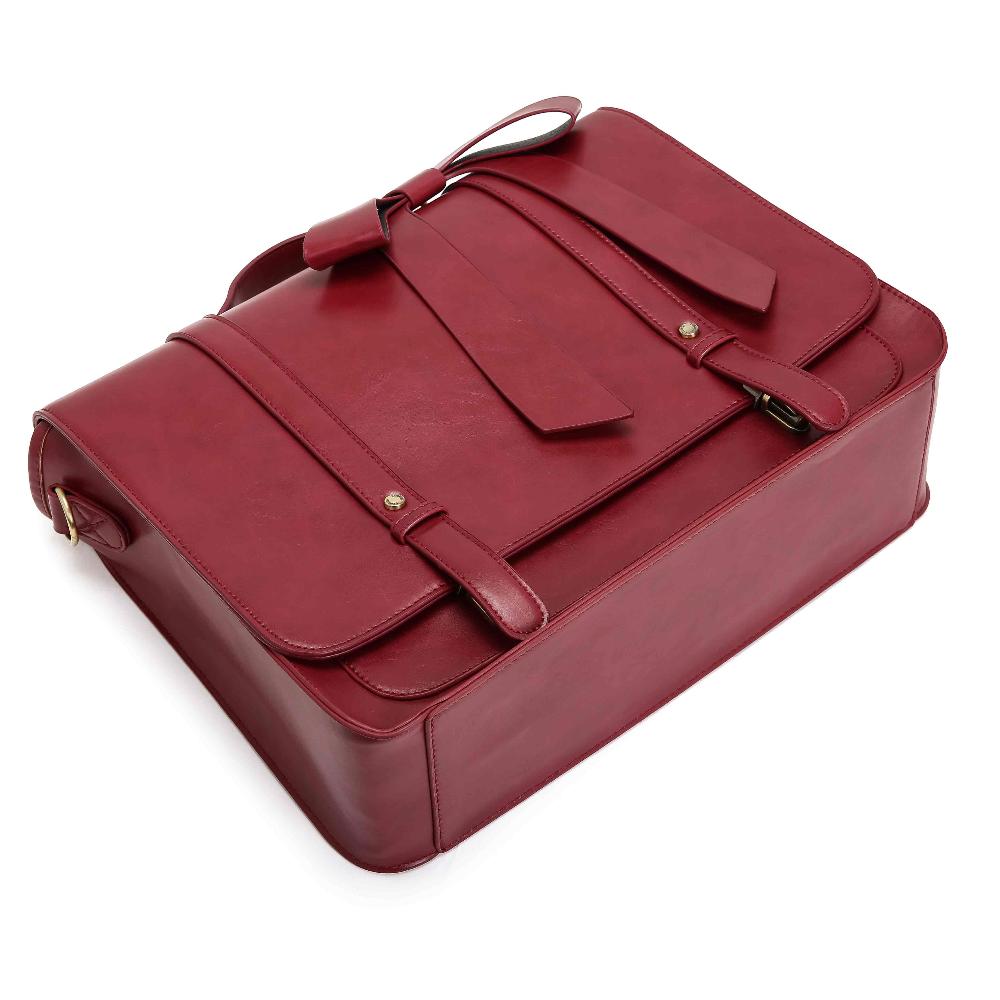 Eine Tasche Mit Einem Modernen Hauch Klassischer Eleganz