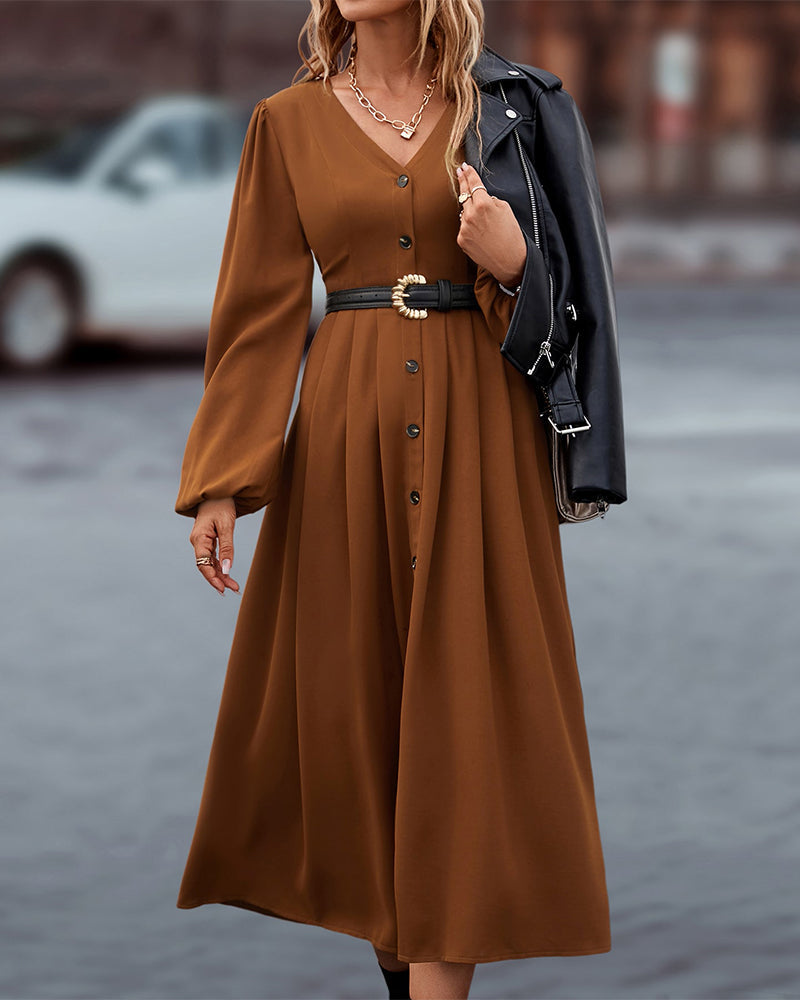 Midikleid Mit V-Ausschnitt Und Knopfdetail