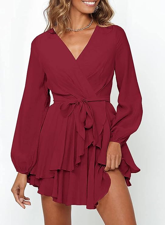 Minikleid Mit V-Ausschnitt Und Stilvollem Design