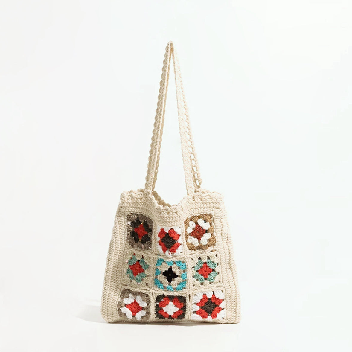Elegante Tasche Mit Gestrickten Blumendetails
