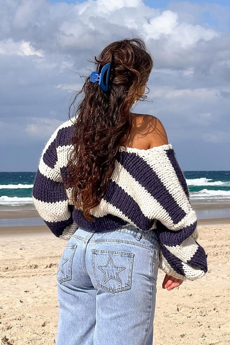 Edler Strickpullover Mit Streifenmuster