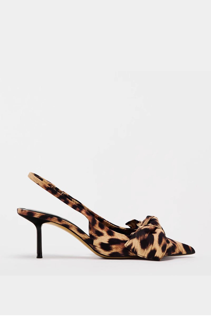 High Heels Mit Spitzer Zehenpartie Und Leopardenmuster