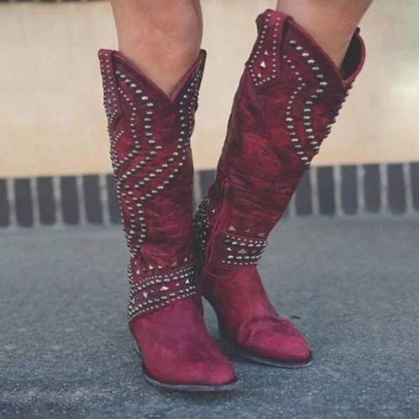 Stiefel Mit Dickem Absatz Und Metalldübeldetail