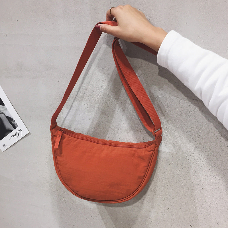 Stilvolle Tasche Mit Minimalistischem Design