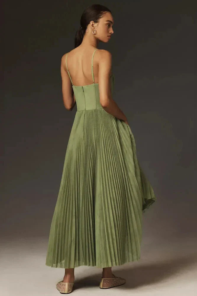 Bustier-Maxikleid Aus Plissiertem Tüll Mit Ausgestelltem Bein