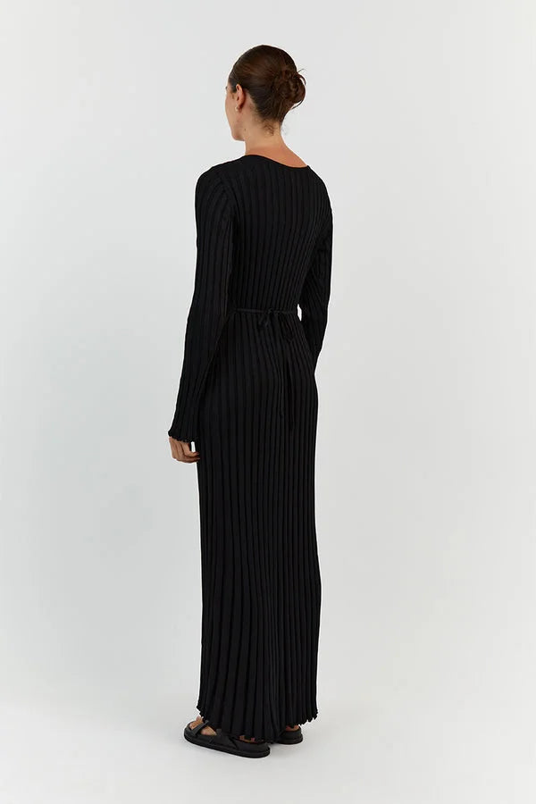 Elegantes Langarm-Midikleid Mit V-Ausschnitt